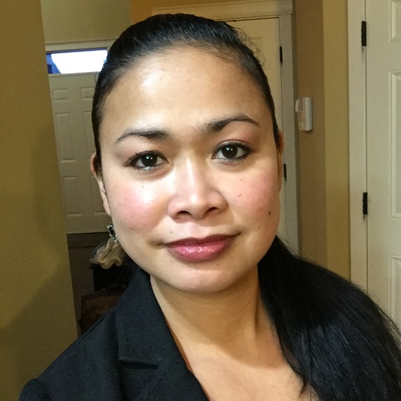 Meet your Posher, Monica - Picture 1 of 1